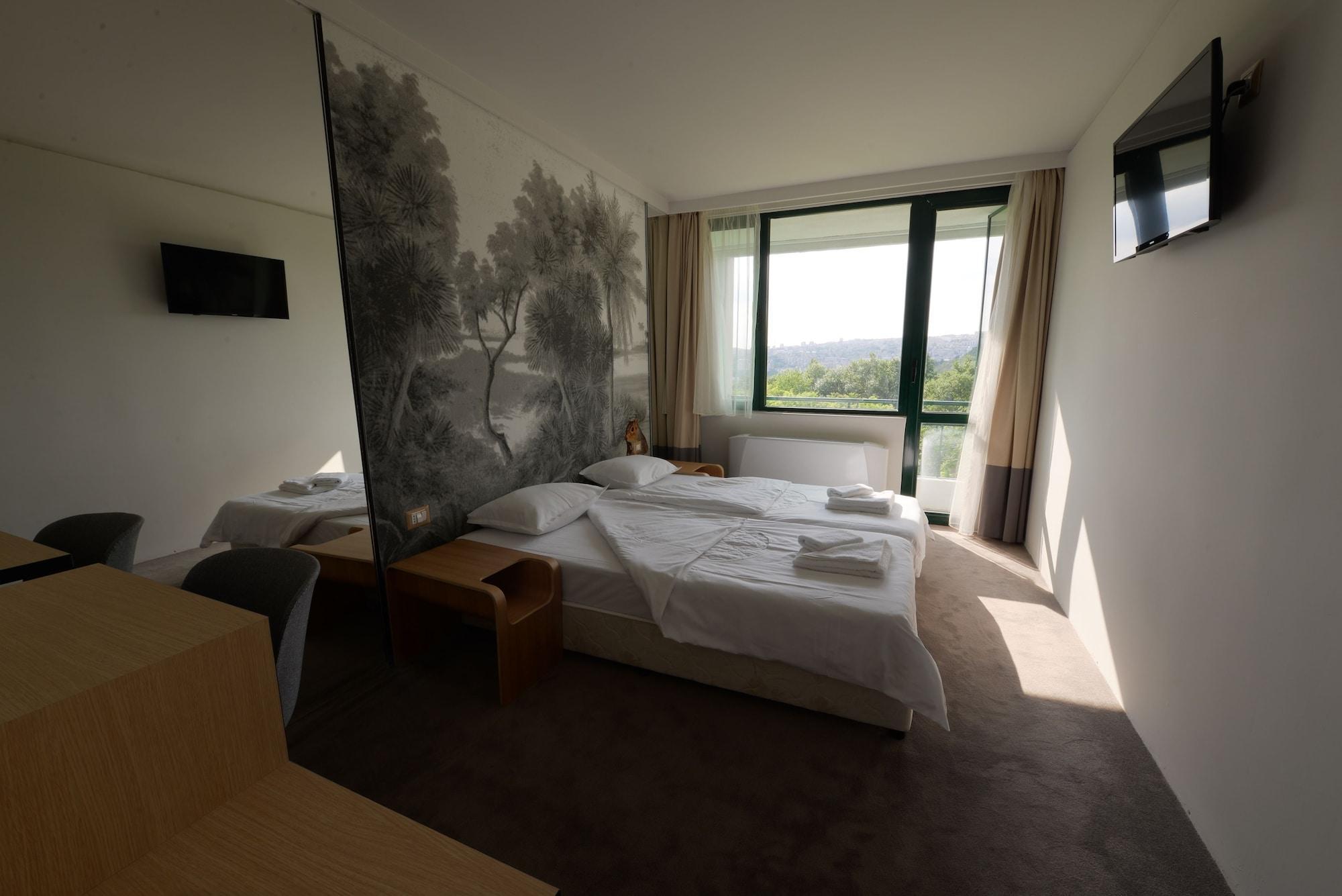 Park Hotel Raya Garden - Free Parking Veliko Tarnovo Exteriér fotografie